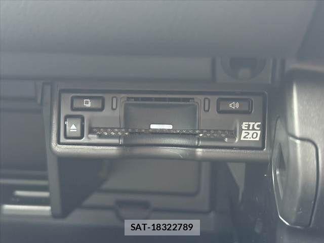 Lexus UX 2023-07 7328127-5