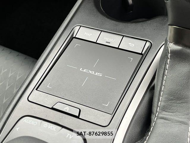 Lexus UX 2019-09 7328128-16