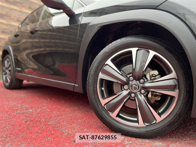 Lexus UX 2019-09 7328128-26