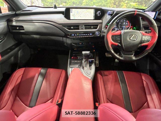 Lexus UX 2019-02 7328130-1