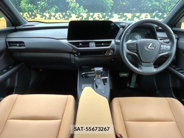 Lexus UX 2023-08 7328121-1