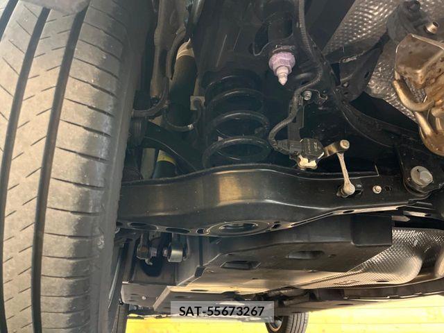 Lexus UX 2023-08 7328121-19