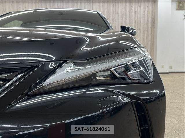 Lexus UX 2019-03 7328133-20