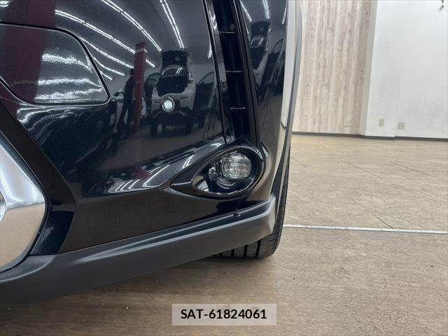Lexus UX 2019-03 7328133-21