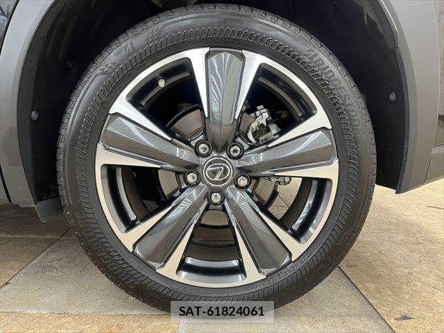 Lexus UX 2019-03 7328133-27