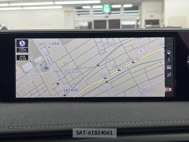 Lexus UX 2019-03 7328133-3
