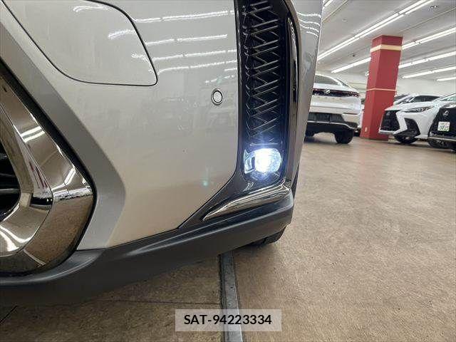 Lexus UX 2021-04 7328131-11