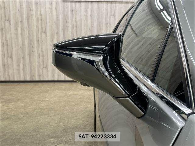 Lexus UX 2021-04 7328131-25