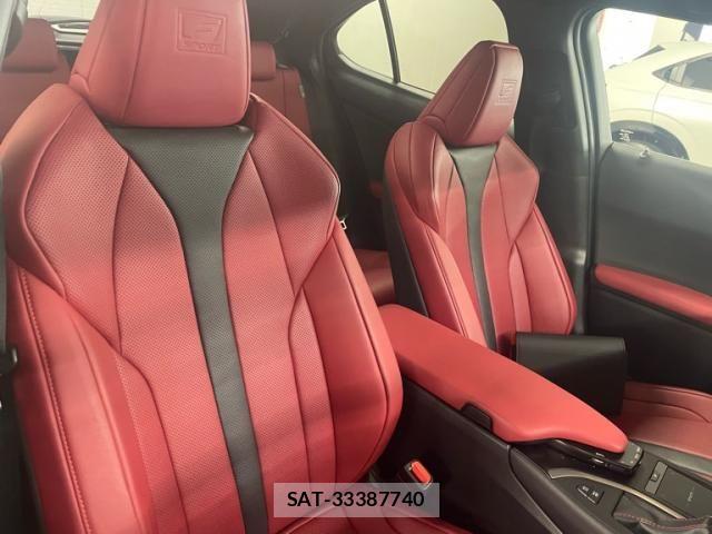 Lexus UX 2021-01 7328126-8