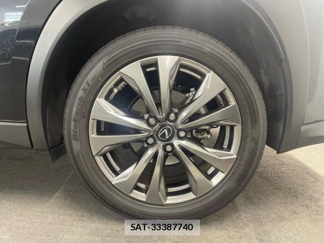 Lexus UX 2021-01 7328126-3