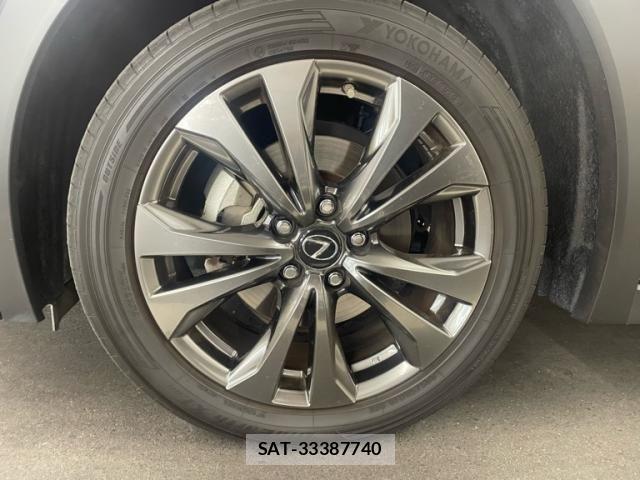Lexus UX 2021-01 7328126-4