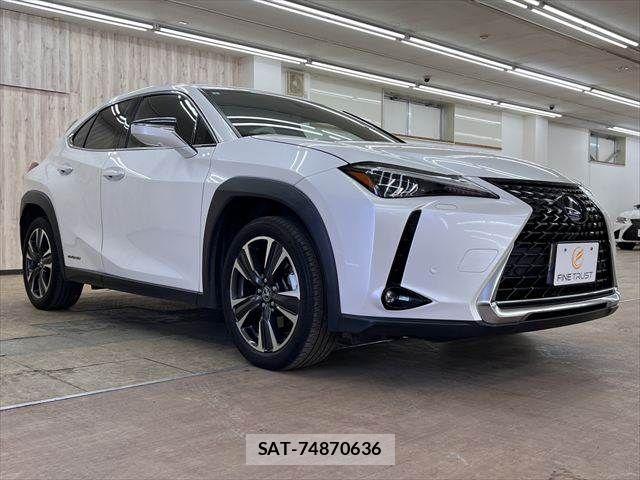 Lexus UX 2019-05 7328134-14