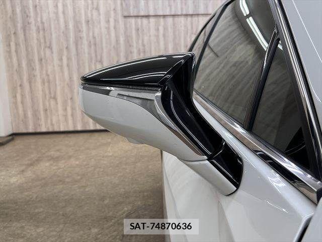 Lexus UX 2019-05 7328134-25