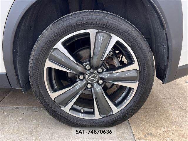 Lexus UX 2019-05 7328134-27