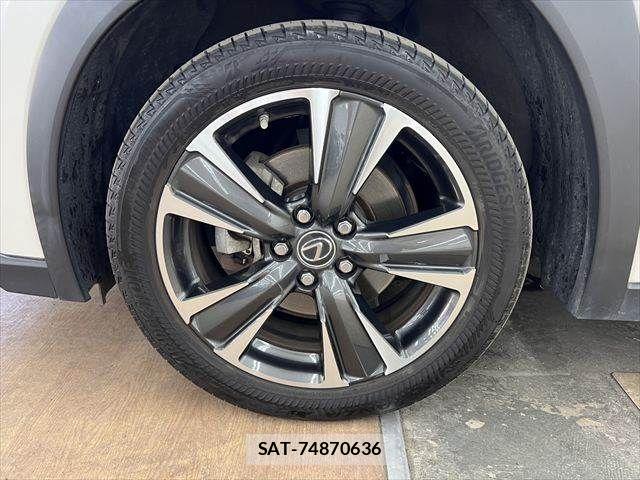 Lexus UX 2019-05 7328134-28