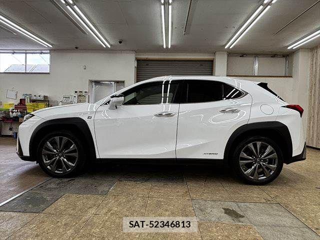 Lexus UX 2019-11 7358585-20