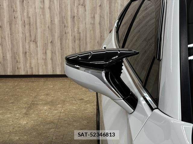 Lexus UX 2019-11 7358585-26