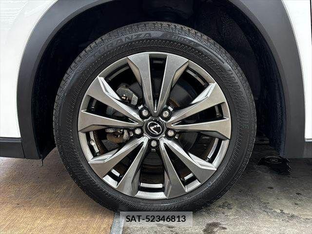 Lexus UX 2019-11 7358585-29