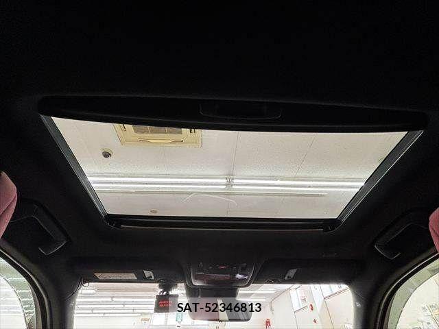 Lexus UX 2019-11 7358585-3