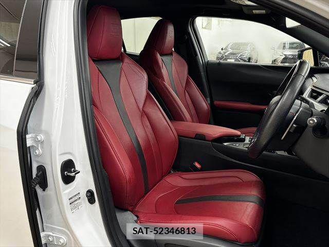 Lexus UX 2019-11 7358585-7