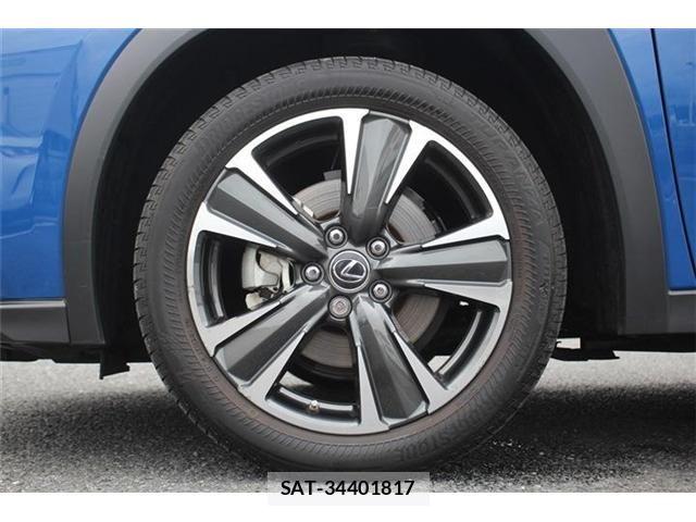 Lexus UX 2019-08 7358582-16