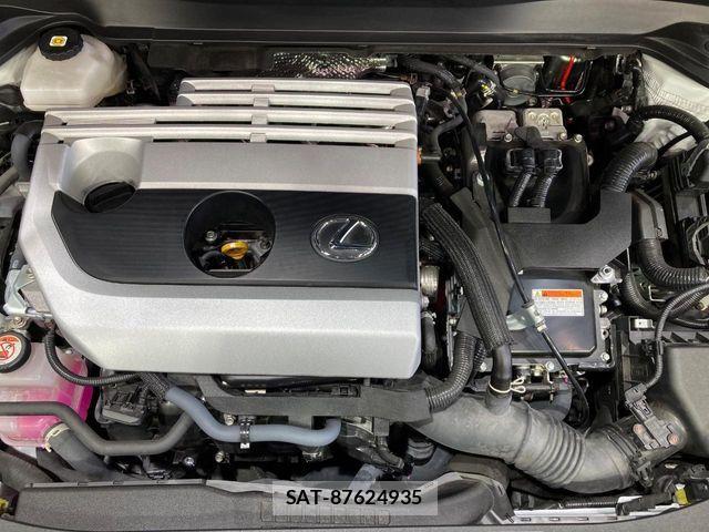 Lexus UX 2023-10 7358584-17