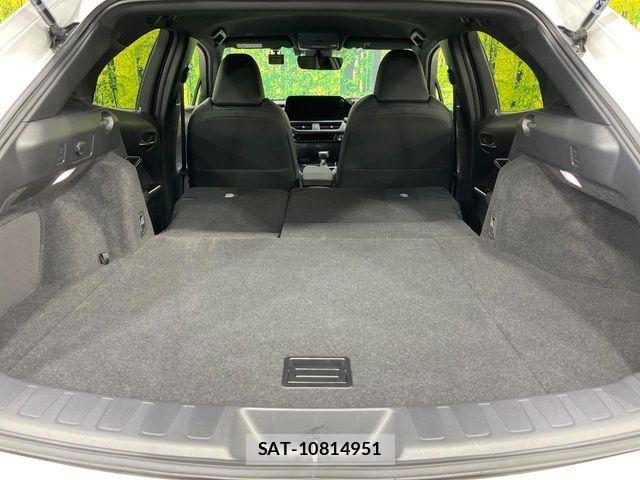 Lexus UX 2023-09 7358583-9
