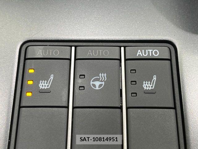 Lexus UX 2023-09 7358583-4