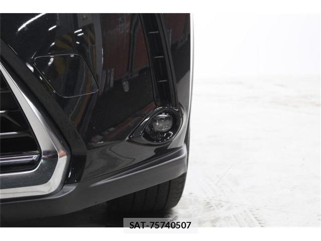 Lexus UX 2023-09 7392720-16