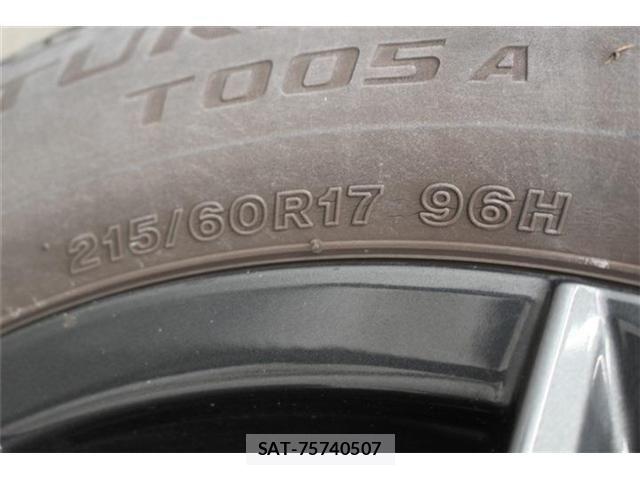 Lexus UX 2023-09 7392720-22