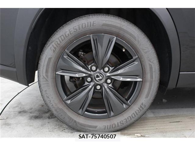Lexus UX 2023-09 7392720-26