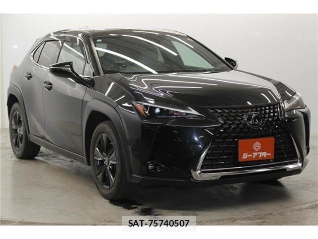 Lexus UX 2023-09 7392720-3