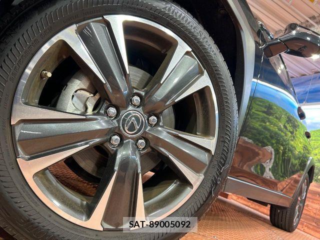 Lexus UX 2023-04 7392715-12
