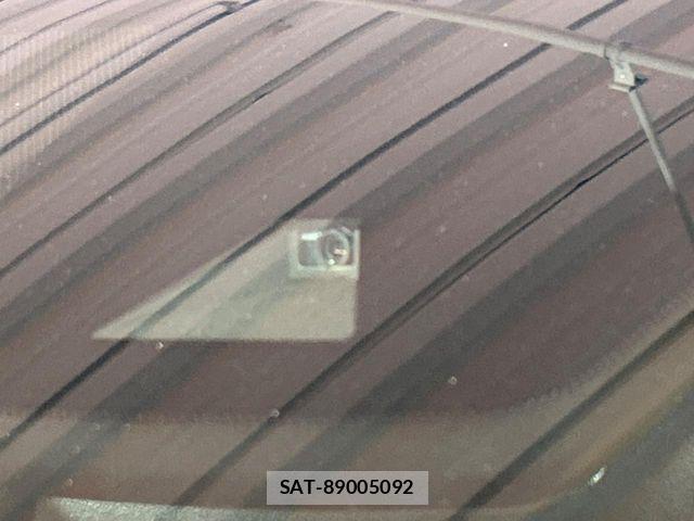Lexus UX 2023-04 7392715-4