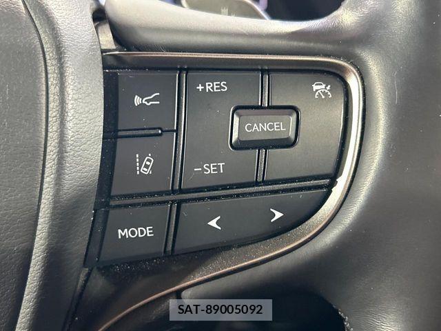 Lexus UX 2023-04 7392715-5