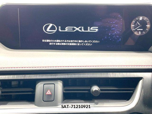Lexus UX 2019-09 7392716-2