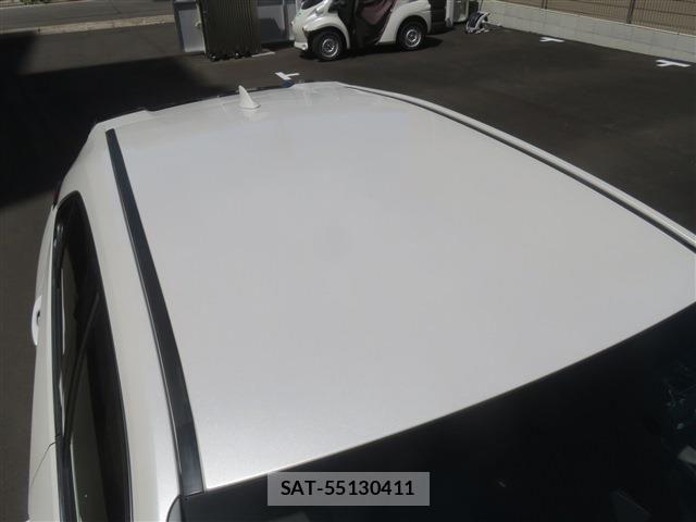 Lexus UX 2023-07 7455490-5