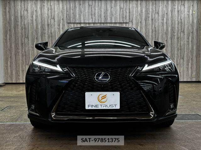 Lexus UX 2020-11 7455495-13