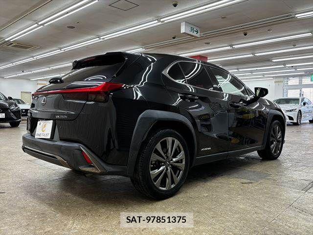 Lexus UX 2020-11 7455495-17