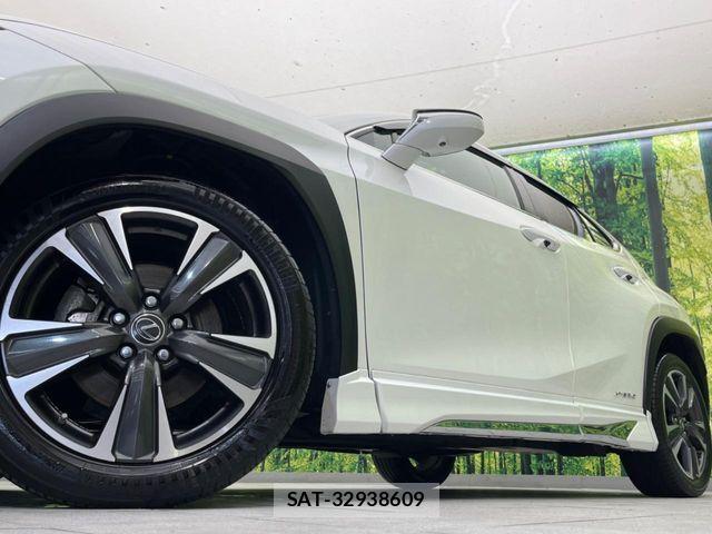 Lexus UX 2020-02 7455492-12