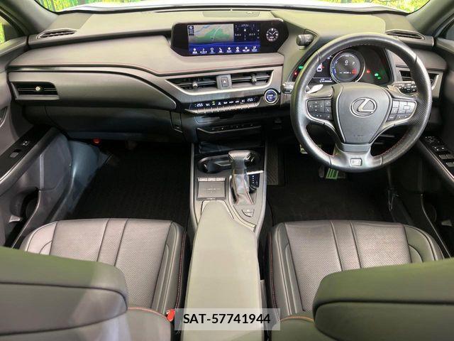 Lexus UX 2020-05 7455491-1