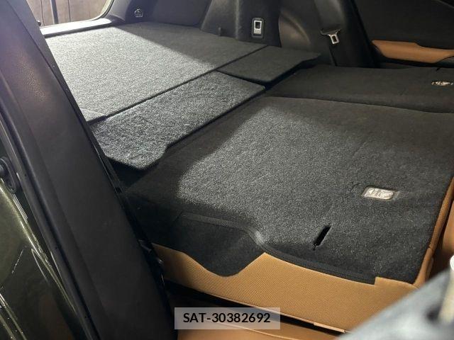 Lexus UX 2021-04 7455493-11