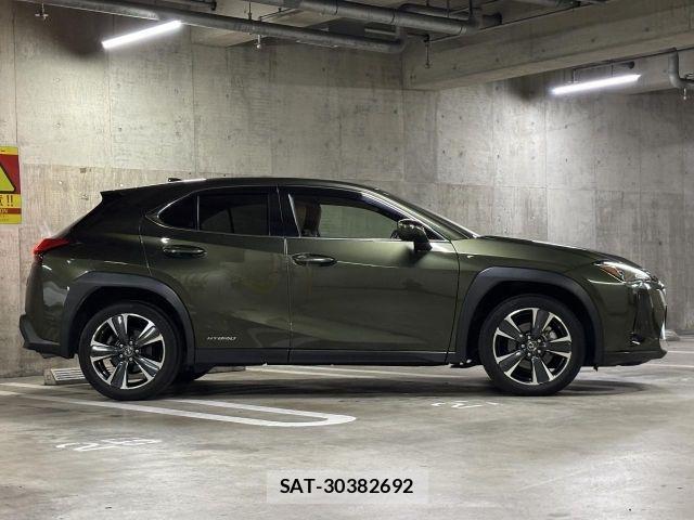 Lexus UX 2021-04 7455493-20