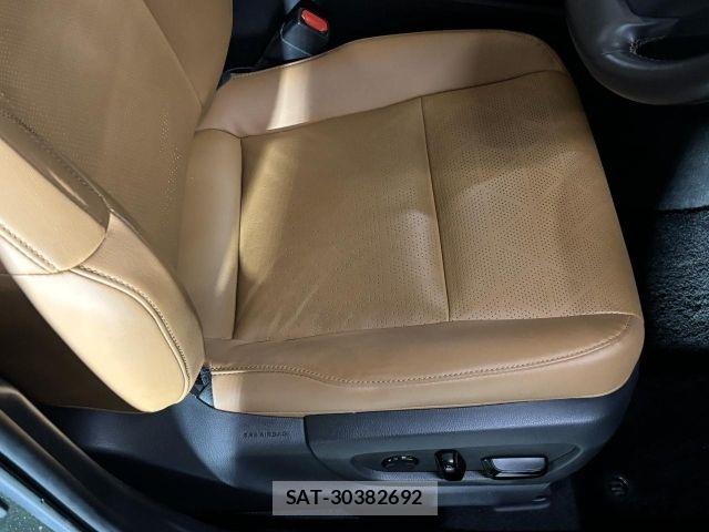 Lexus UX 2021-04 7455493-5