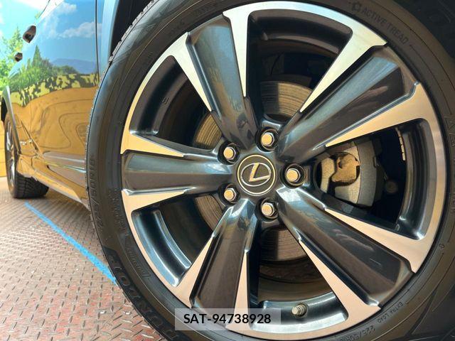 Lexus UX 2020-04 7501350-12