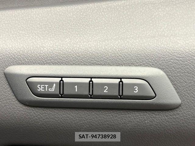 Lexus UX 2020-04 7501350-5