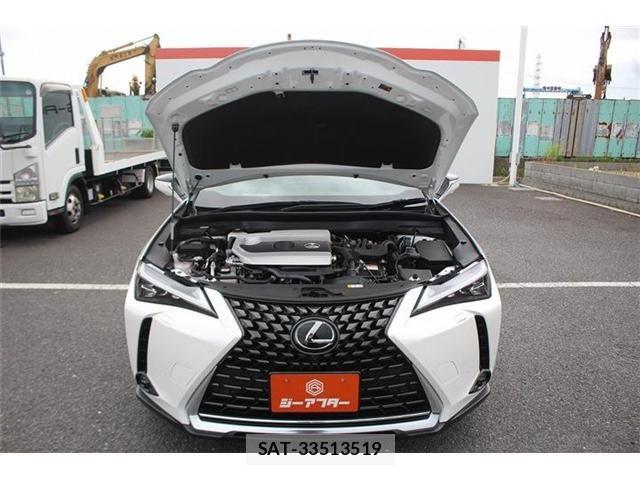 Lexus UX 2023-07 7501348-28