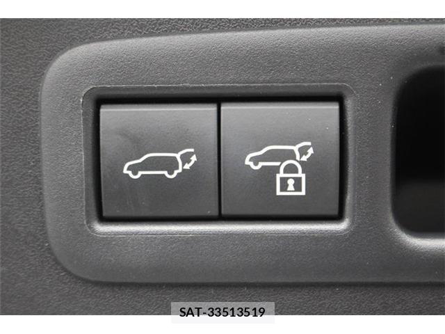 Lexus UX 2023-07 7501348-3
