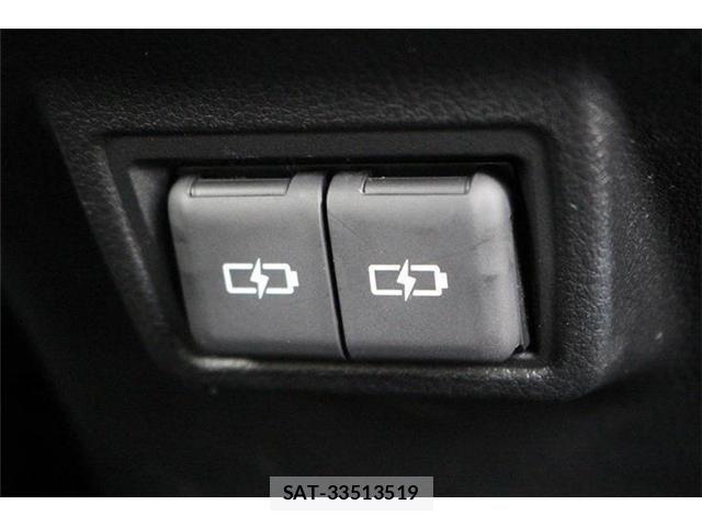Lexus UX 2023-07 7501348-5