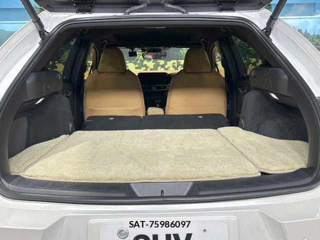 Lexus UX 2023-07 7501341-10